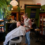 Schoonheidssalons en kapperszaken