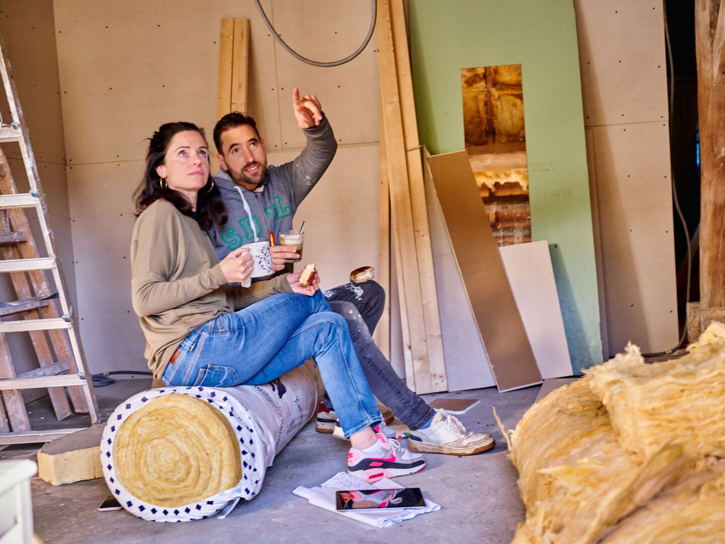 Sustainable, isolate, house, home, new house, new home, couple, DIY, remodel, remodeling, moving, relocation, sustainable living, living, job, contractor, budget, budget, construction site, isolation, sustainability