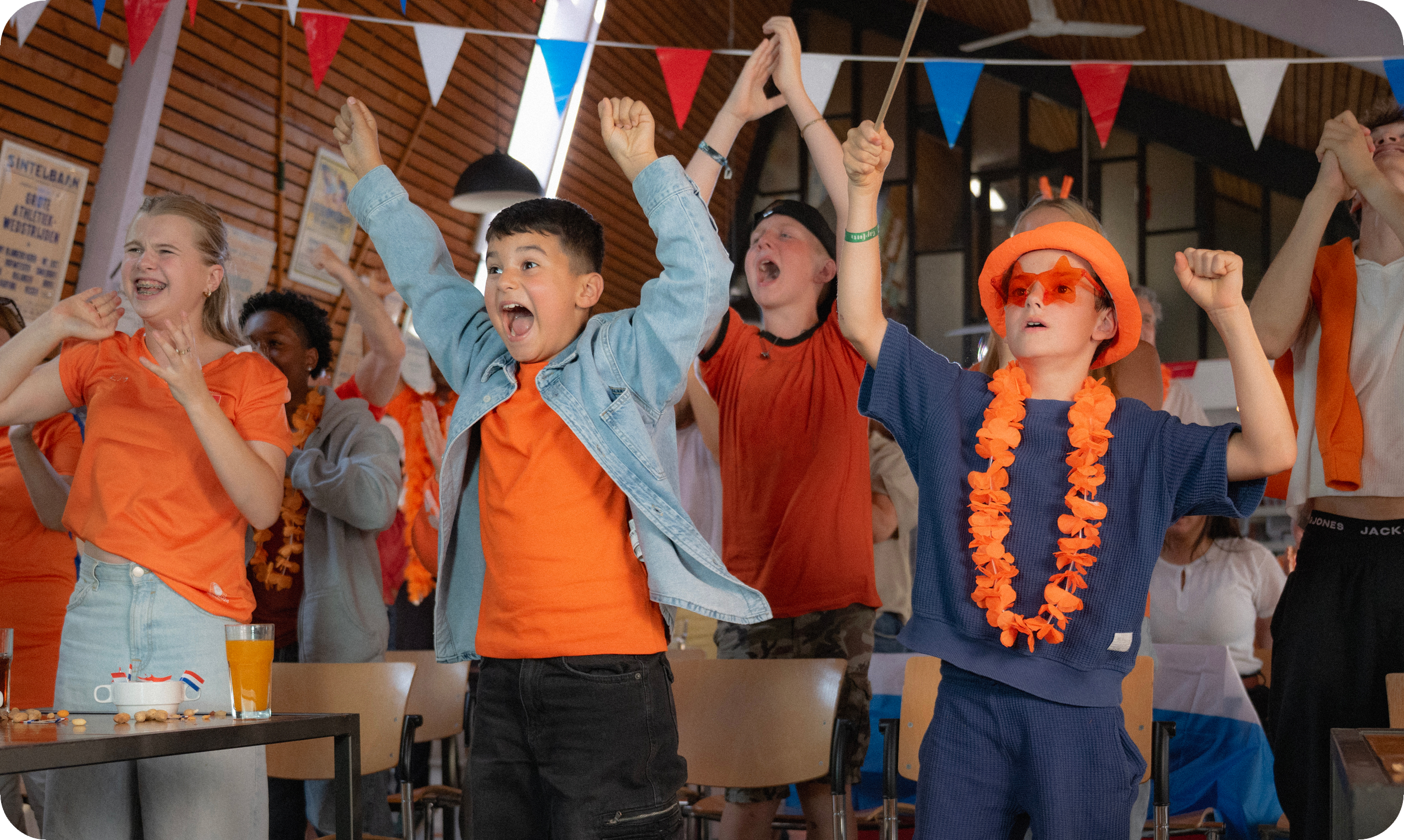 Juichende kinderen
