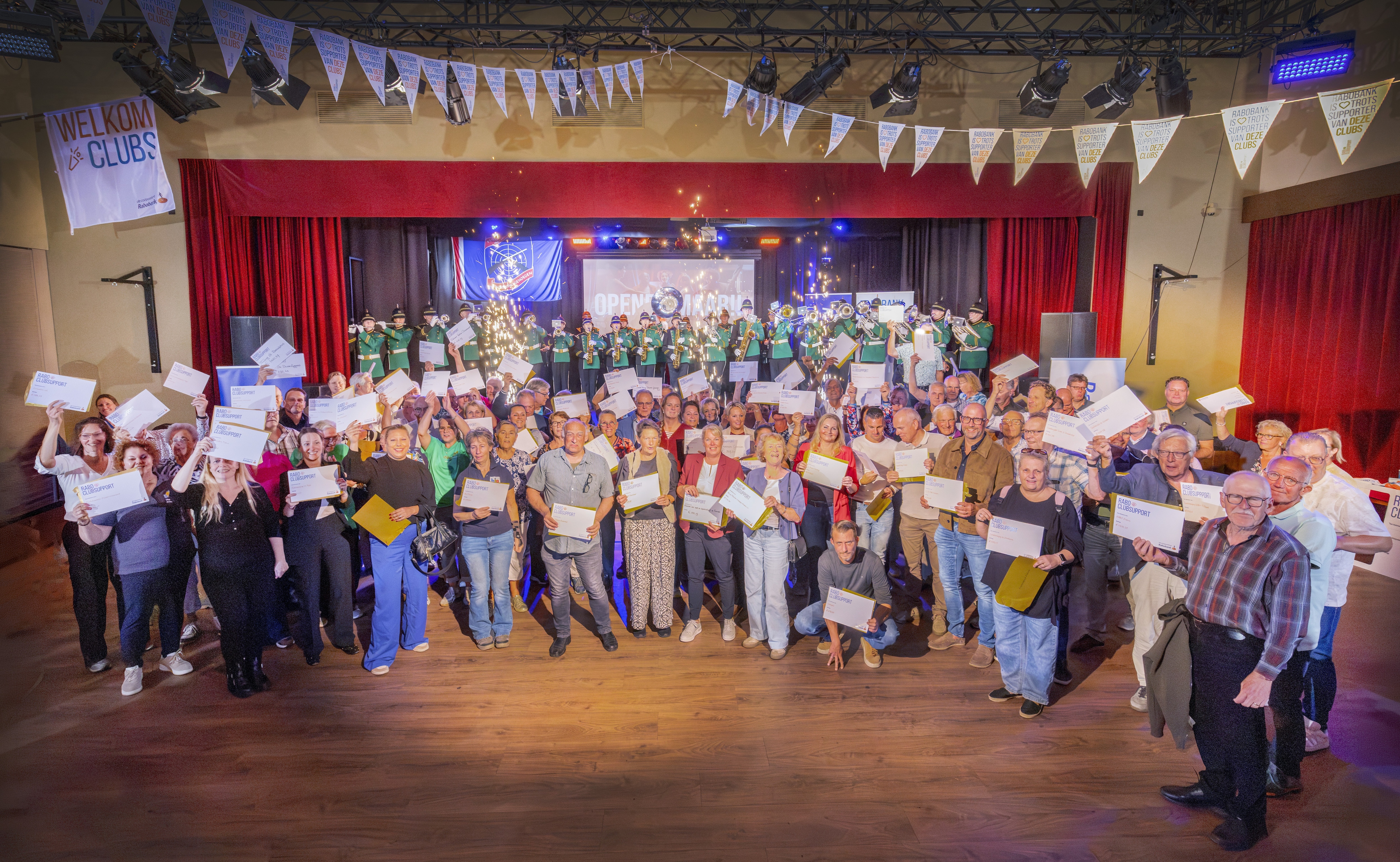Groepsfoto finaleavond Arnhem en Omstreken 2026
