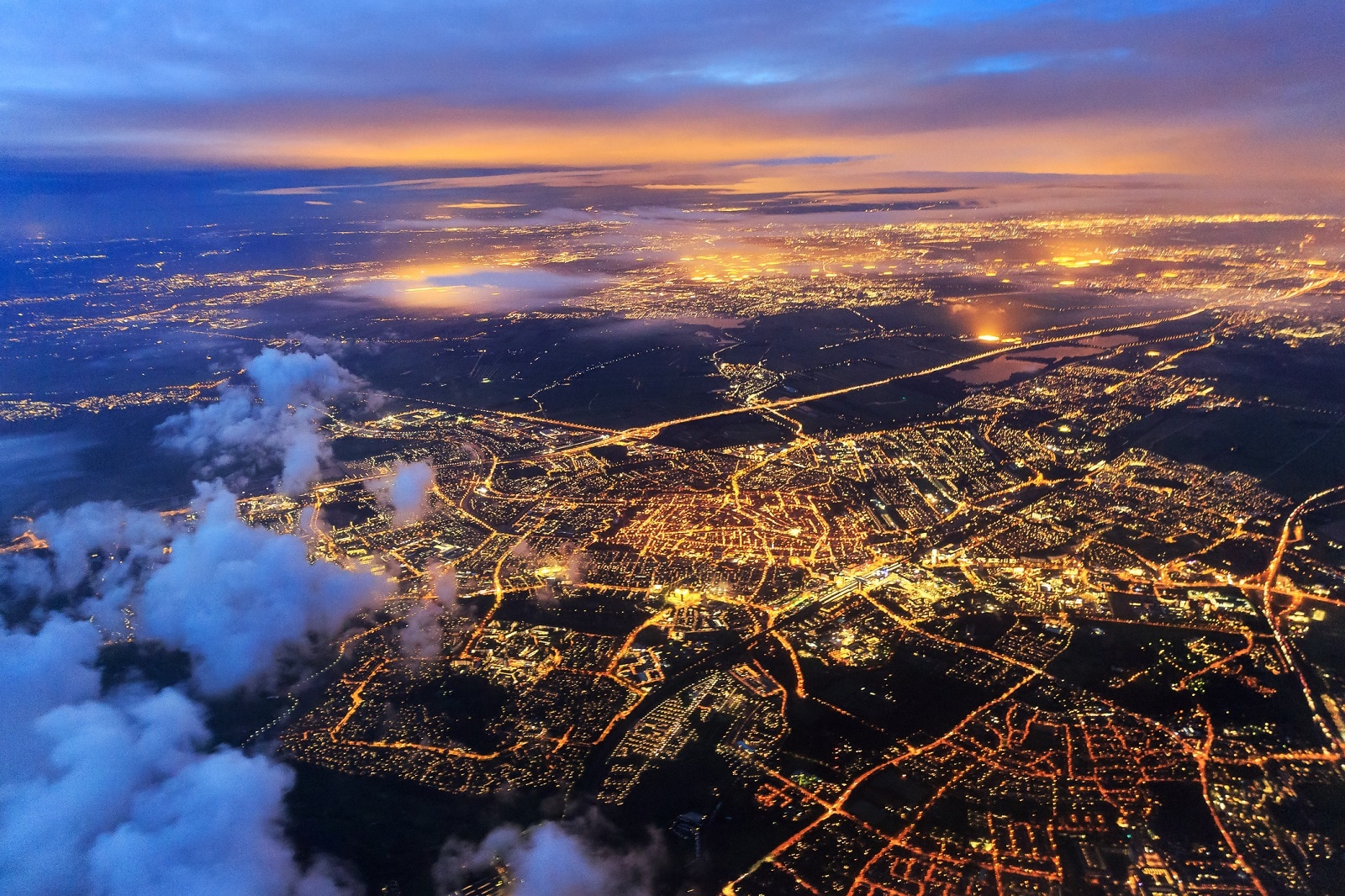 Nederland vanuit de lucht Leiden